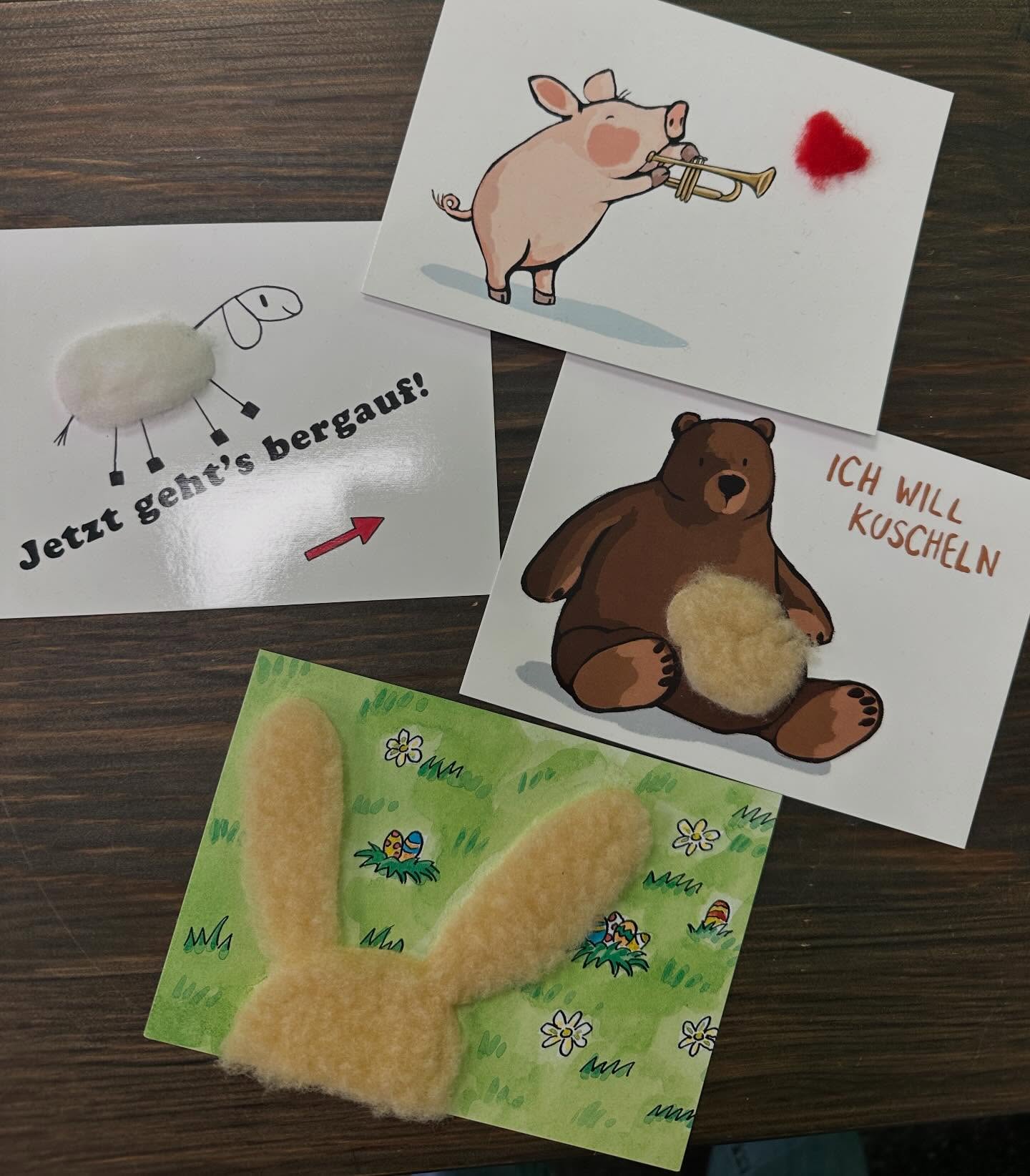 Süße Karten zum Kuscheln im Glücksfall erhältlich. 

Karten